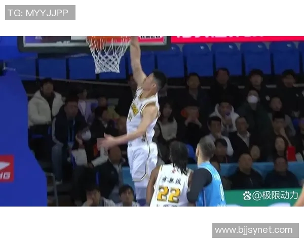 CBA广厦与上海激战现场视频回顾精彩瞬间与精彩表现分析